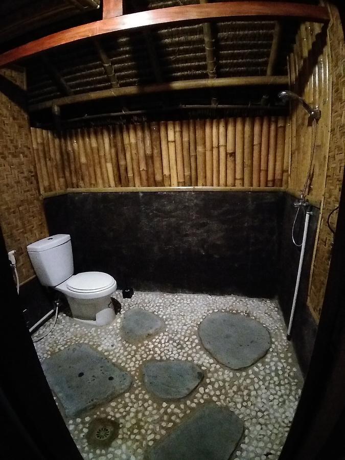 Hotel Lima Bintang Gili Trawangan Esterno foto
